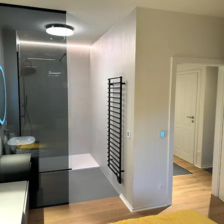 Allegra Joy C10 * Tröpolach